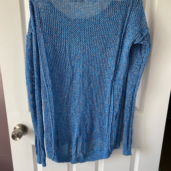 Blue knit sweater size large - Picture 4 of 4